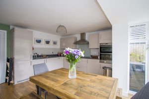 Photo 21- click for photo gallery